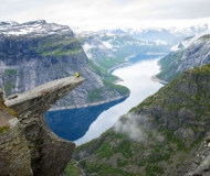 Trolltunga-Adam-Repel