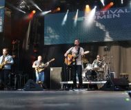 01_James-Evans-band