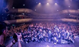 V stredu 16.5.2018 zaznel záverečný koncert kapely DYMYTRY v rámci ich turné a osláv 15 rokov pod maskou v Brne. BOMBING 2