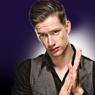 Mladý a svetový. V Bratislave vystúpi Daniel Sloss! BOMBING 2