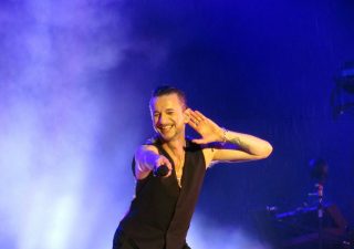 Depeche Mode v Bratislave: Čierna oslava medzi kvapkami dažďa BOMBING