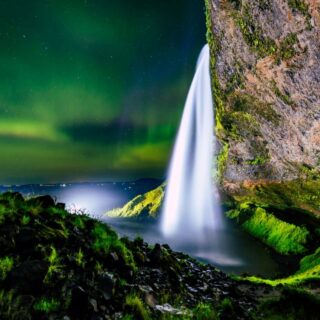 3.Marec Vodopád Seljalandsfoss (Large) (Large) (Medium)