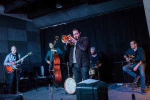 810_5666