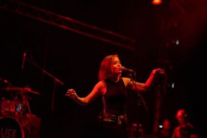 Alice Merton 25