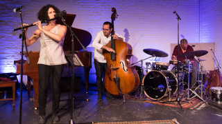 Hadar Noiberg Trio a Oratnitza - dve tváre súčasnej world music BOMBING 5