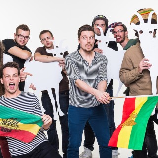 Medial Banana a MALALATA pod jednou strechou v 10 mestách BOMBING 3