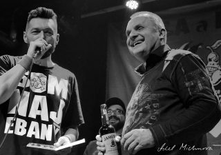 Nový album chalanov zo Smola a Hrušky s názvom Čiernobiely je úspešne pokrstený BOMBING 5