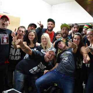 Smola a hrušky s predkapelou Mortimor v Trenčianskom klube Lúč BOMBING