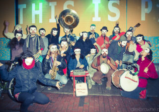 THE LEMON BUCKET ORKESTRA UŽ ZAJTRA V RANDALI BOMBING