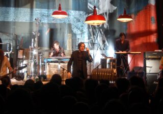 Einstürzende Neubauten sa predstavia na Trenčianskom letisku BOMBING