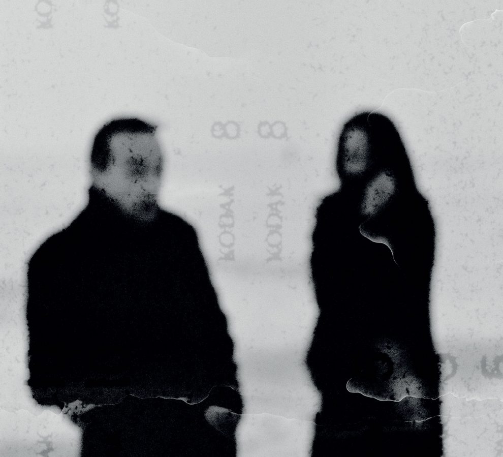 Sopranistka Eva Šušková a skladateľ Martin Burlas predstavujú spoločný album Lexikón chladu BOMBING 1