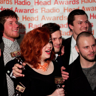 Rádio_FM a Rádio Devín spustili hlasovanie v 1. kole Radio_Head Awards 2015 BOMBING 6