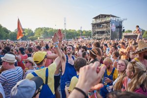 Otvorenie festivalu Sziget bolo famózne BOMBING 21