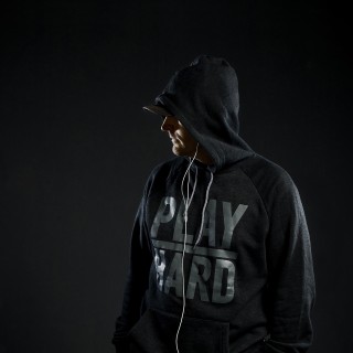 L PLUS pripravuje debutový album! BOMBING 1