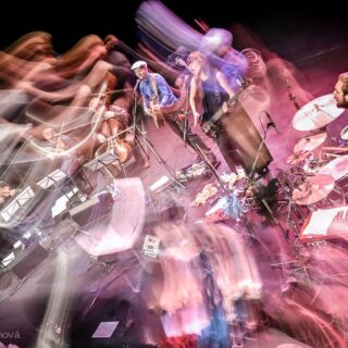 LONGITAL NA JESEŇ PRIPRAVUJÚ PÄŤ KONCERTOV SO SLÁČIKOVÝM KVARTETOM BOMBING 1