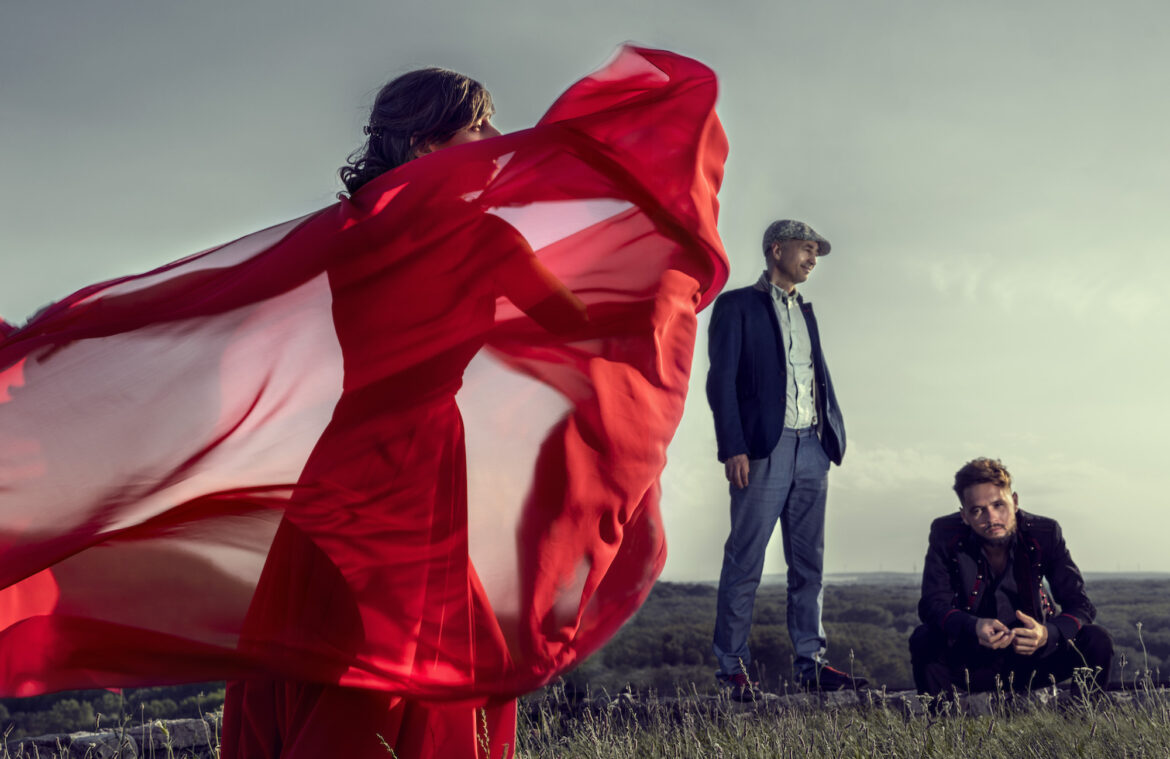 Longital ohlasujú nový album, singel, koncerty a ďalšie plány BOMBING