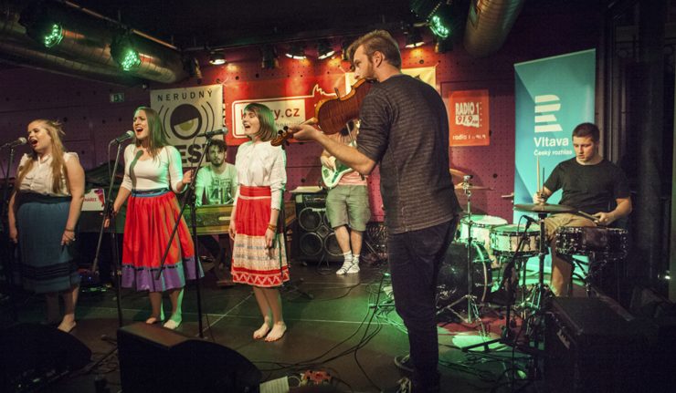 Ľudové Mladistvá vyhrali súťaž Jazz Fruit, očarili publikum aj odborníkov v Česku! BOMBING 1