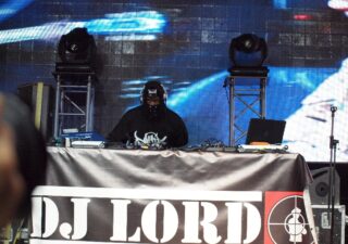 PUBLIC ENEMY predviedli ako vyzerá ANARCHIA BOMBING