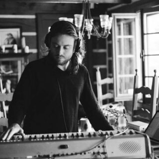 Kanadský umelec CLANN vydáva nový album - zasnívanou trip-hopovou hudbou chce zaujať aj na Slovensku BOMBING 2