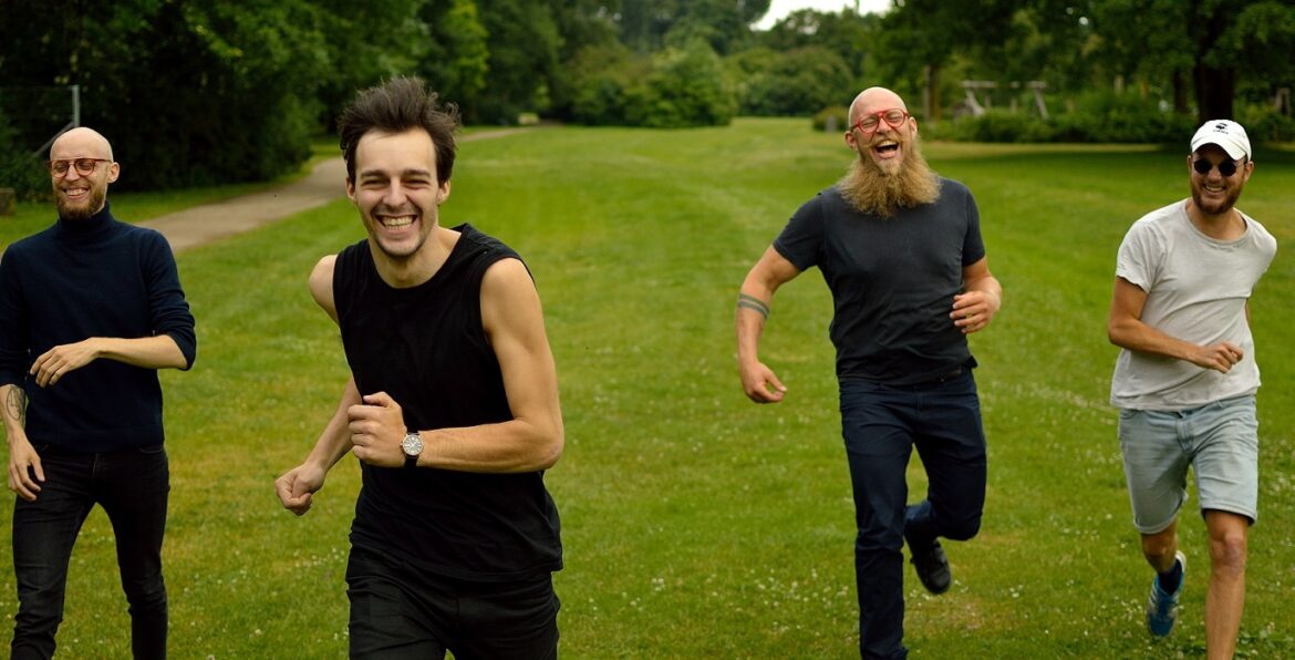 Fugu dnes ovládnu experimentátori Svin a Tumido BOMBING 1