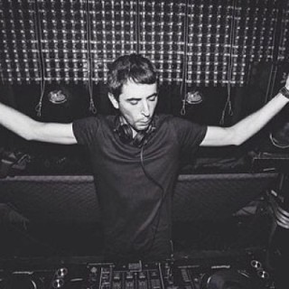 Francúsky producent a DJ - THE AVENER sa predstavý po prvý krát na Slovensku BOMBING