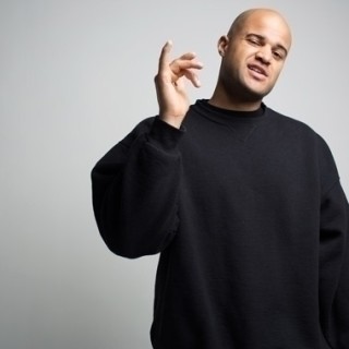 Brooklynský raper Homeboy Sandman navštívi 26.augusta bratislavský Nu Spirit Club. BOMBING