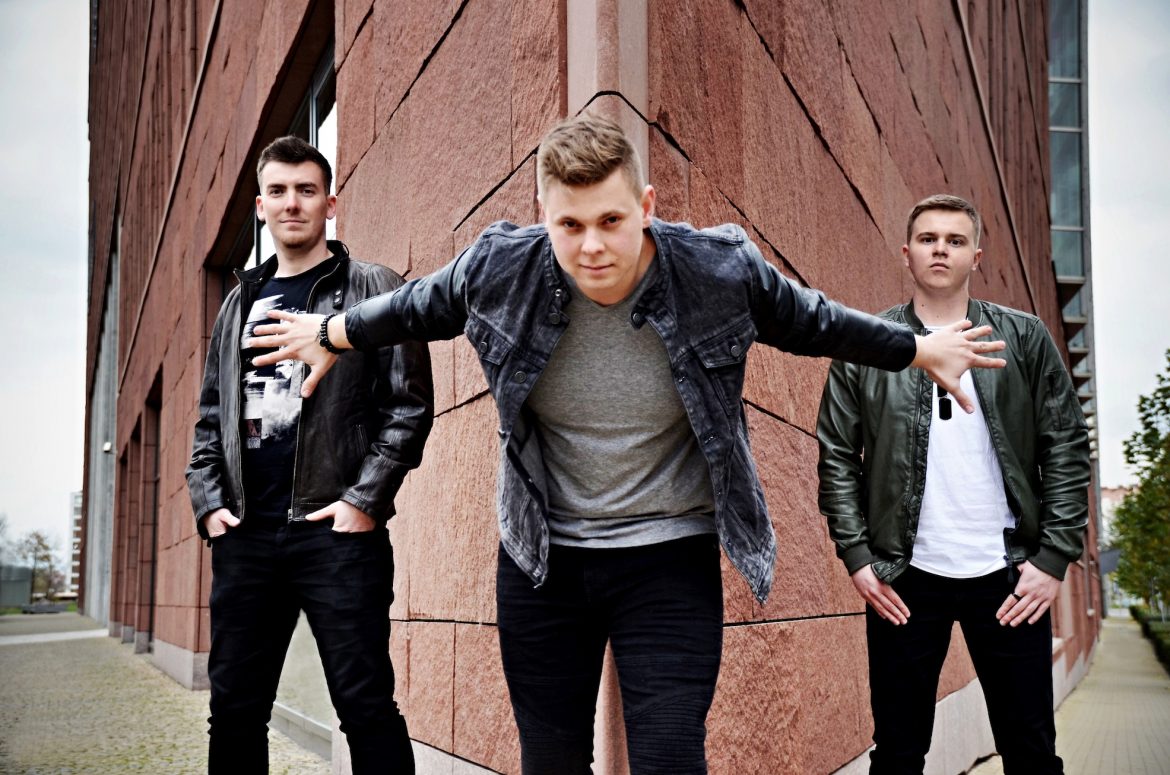 Víťaz talentovej súťaže „Zahraj si na festivale SLOVENSKÉ HRADY“ kapela Instinct vydáva debutové album, máme sa na čo tešiť! BOMBING