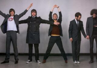 NICK CAVE & THE BAD SEEDS, KAISER CHIEFS BOMBING