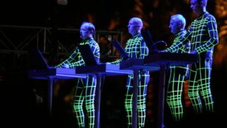 KRAFTWERK PREDVEDIE NA BAŽANT POHODE 2014 FASCINUJÚCU 3D SHOW BOMBING