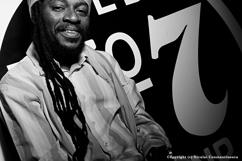 PERFECT-né reggae z Jamajky - Uprising 2011 BOMBING