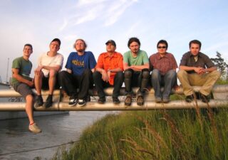 UPRISING UŽ O 5 DNÍ BOMBING 1