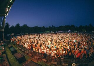 Na Červený Kameň sa vracia festival Slovenské hrady aj s Tomášom Klusom, IMT Smile či kapelou Olympic BOMBING 2