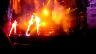 33 dní 2 hodiny a 20 minút BOMBING 2