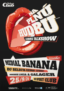 Medial Banana hrá Na Plnú Hudbu!  BOMBING
