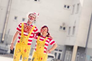 Šašo Fifo a Vierka vydali videoklip k pesničke Fifodance BOMBING 1